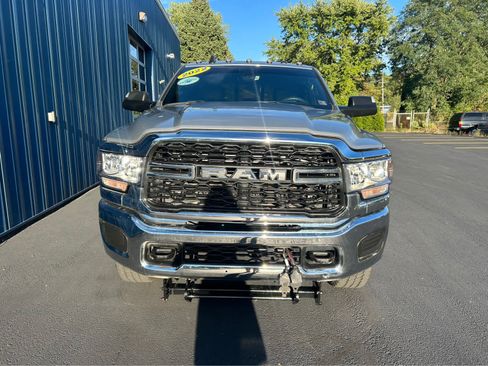 Used 2022 RAM 2500 Tradesman image 9