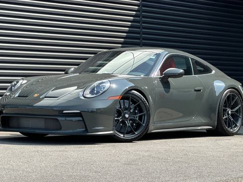 Certified 2022 Porsche 911 GT3 RWD image 1