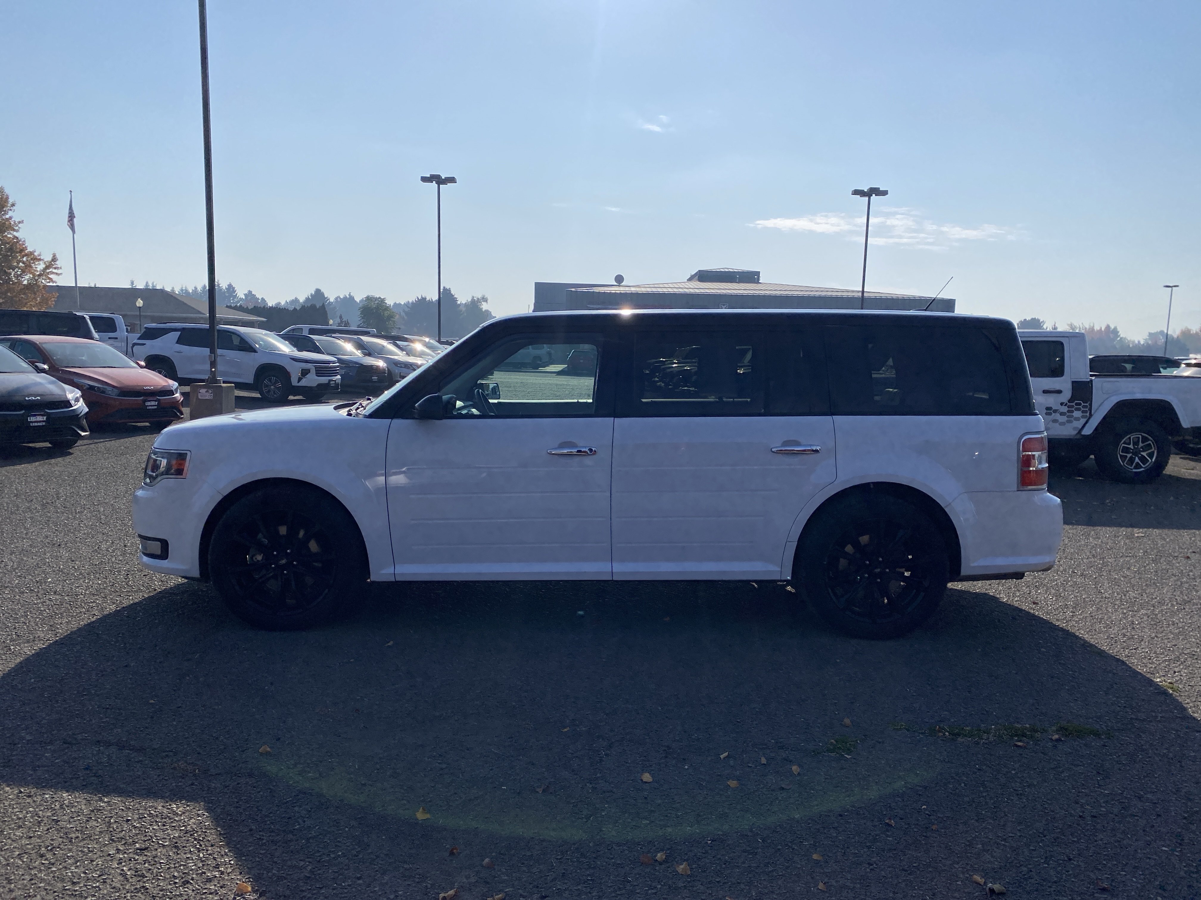 Used 2019 Ford Flex Limited w/ Limited Appearance Package AWD/4WD image 6