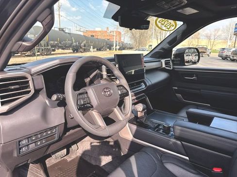 Used 2026 Toyota Tundra Platinum AWD/4WD image 10