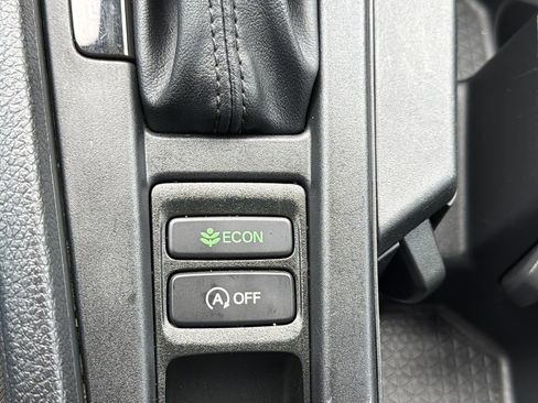 Used 2025 Honda Accord LX image 8