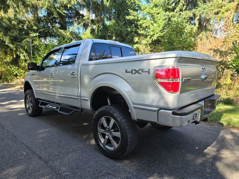 Used 2012 Ford F150 Platinum w/ Max Trailer Tow Pkg image 3