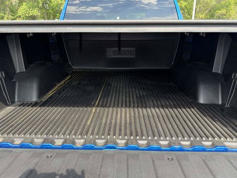 Used 2022 Chevrolet Silverado 1500 Custom AWD/4WD image 31
