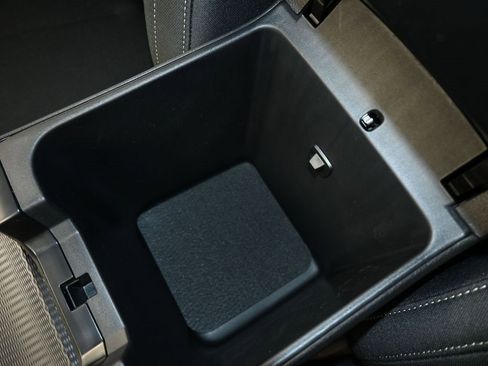 New 2025 Jeep Grand Cherokee Laredo X w/ Luxury Tech Group I image 33