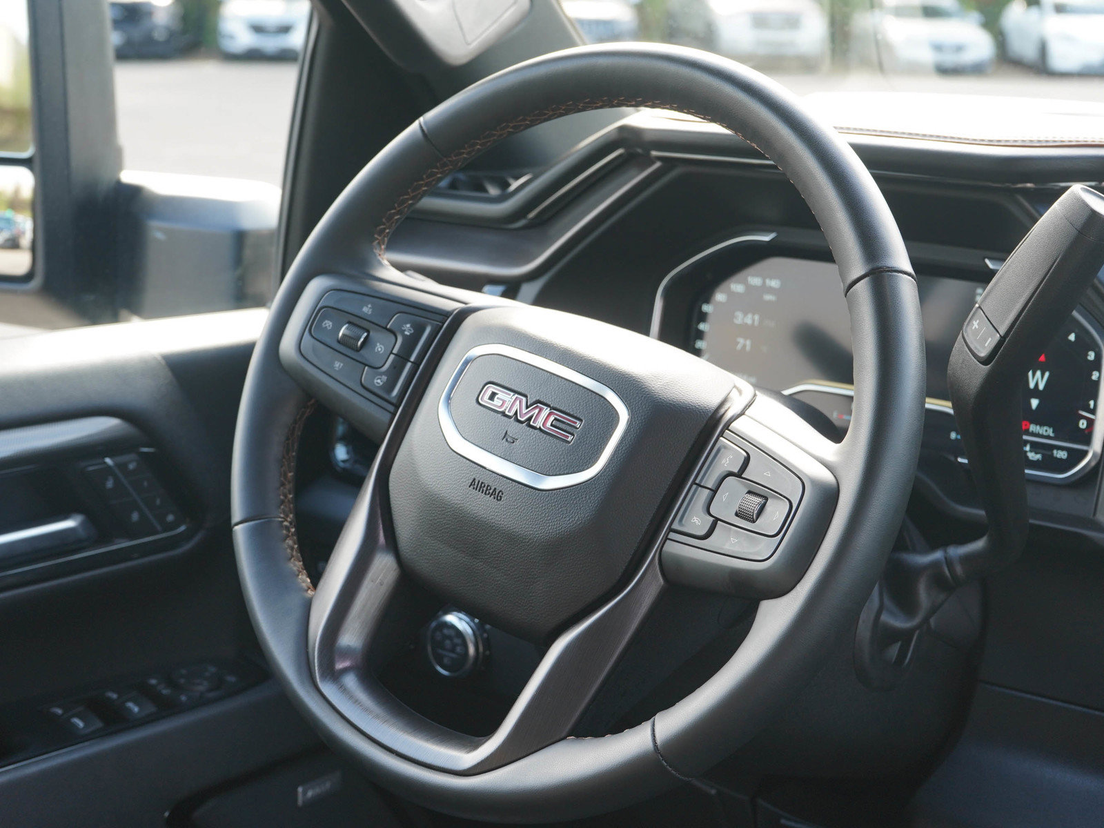Used 2025 GMC Sierra 3500 AT4 w/ AT4 Premium Plus Package AWD/4WD image 14