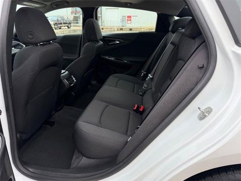 Used 2024 Chevrolet Malibu LT image 7