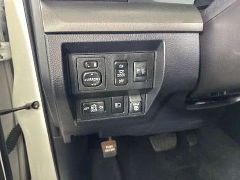 Used 2020 Toyota Tundra SR5 image 19