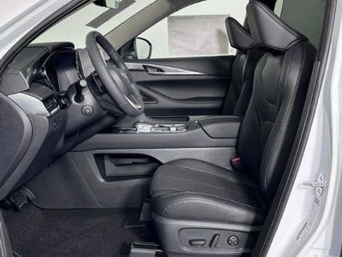 Certified 2026 INFINITI QX60 Luxe w/ Family Package FWD image 14