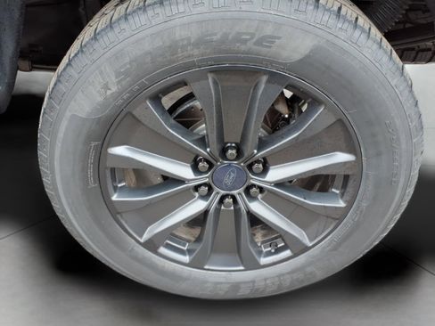 Used 2020 Ford F150 XLT w/ Equipment Group 302A Luxury image 9