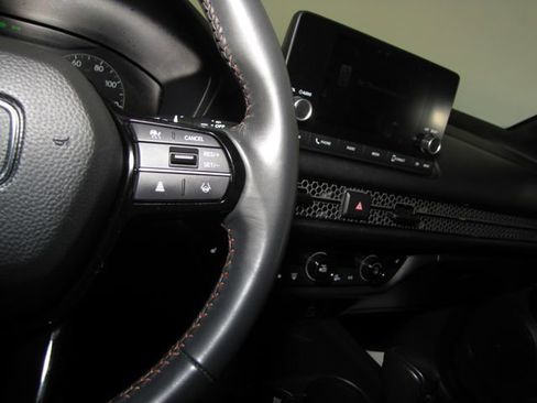 Certified 2023 Honda HR-V Sport image 6