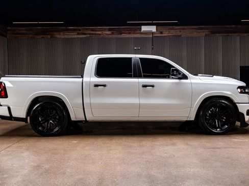 Used 2026 RAM 1500 Big Horn AWD/4WD image 10