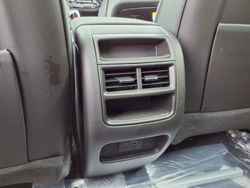 New 2025 Cadillac XT5 Premium Luxury image 16