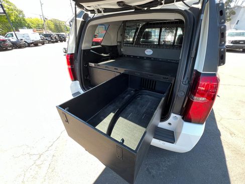 Used 2019 Chevrolet Tahoe 2WD image 32