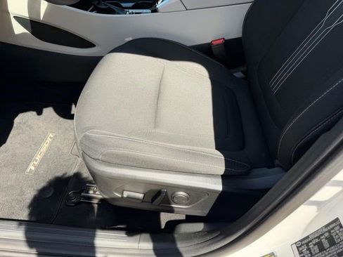 Used 2023 Hyundai Tucson SEL FWD image 18
