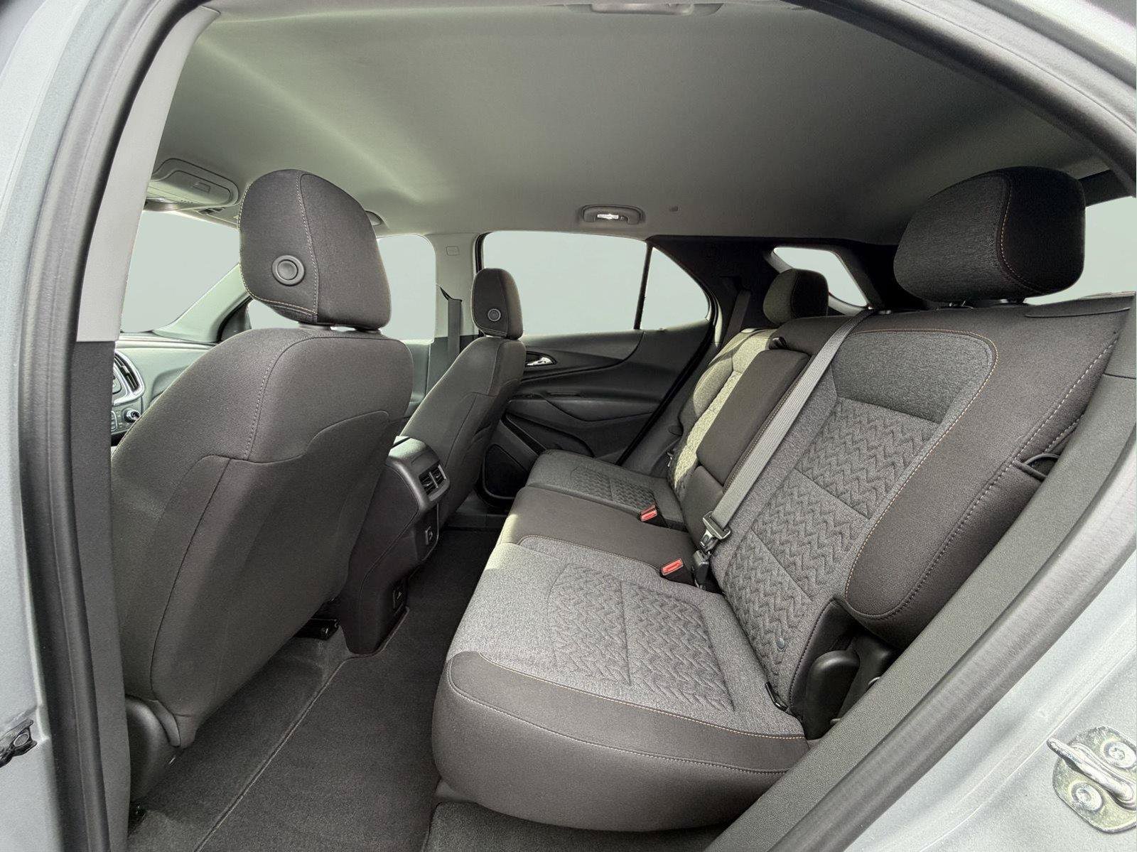 Used 2024 Chevrolet Equinox LT AWD/4WD image 30