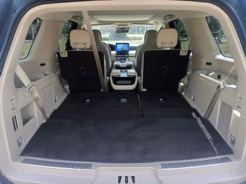 Used 2020 Lincoln Navigator Reserve w/ Equipment Group 201A Reserve RWD image 59