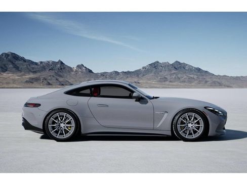 Used 2025 Mercedes-Benz AMG GT 63 image 2