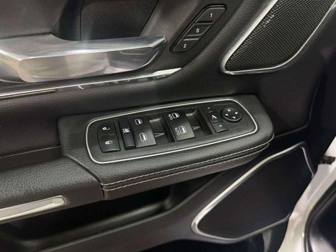 Used 2023 RAM 1500 Laramie image 14