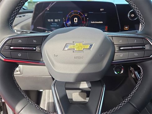 New 2026 Chevrolet Traverse LT image 12