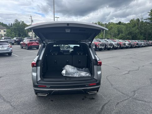 New 2026 Buick Enclave Preferred w/ Power Package AWD/4WD image 6
