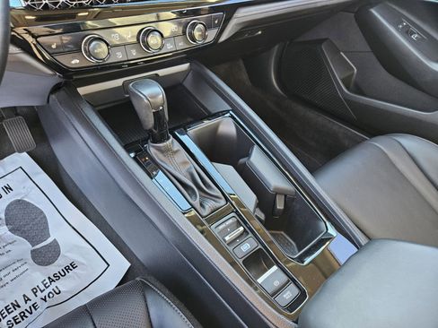 Used 2024 Honda Accord EX-L image 24