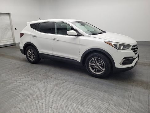 Used 2018 Hyundai Santa Fe Sport image 11