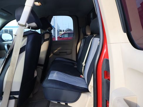 Used 2013 GMC Sierra 1500 SLE w/ Power Tech Package image 29