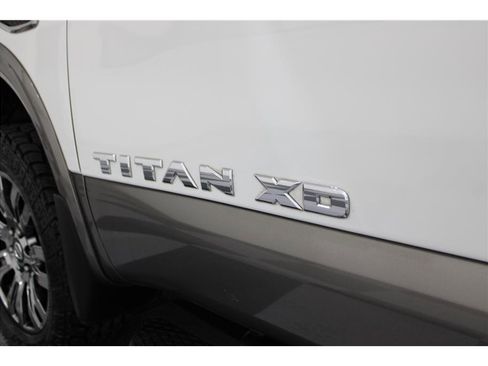 Used 2019 Nissan Titan Platinum Reserve w/ Platinum Utility Package image 12