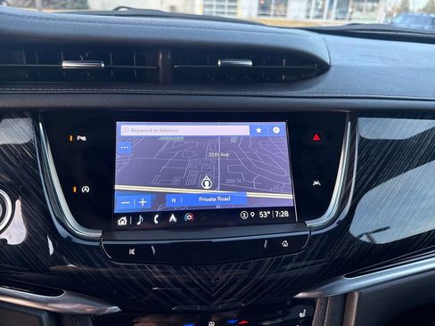 Used 2025 Cadillac XT6 Premium Luxury image 20