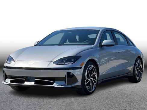 Used 2024 Hyundai Ioniq 6 SEL image 1