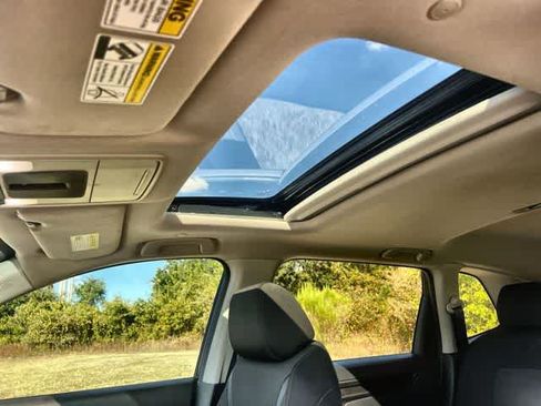 Used 2025 Honda CR-V EX image 32