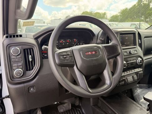 New 2026 GMC Sierra 2500 Pro w/ 1SA Pro Safety Plus Package AWD/4WD image 15