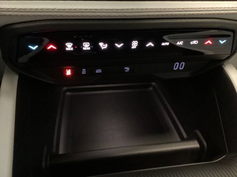 New 2026 Jeep Cherokee Limited AWD/4WD image 30