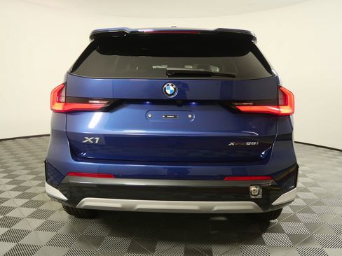Used 2025 BMW X1 xDrive28i w/ Convenience Package image 4