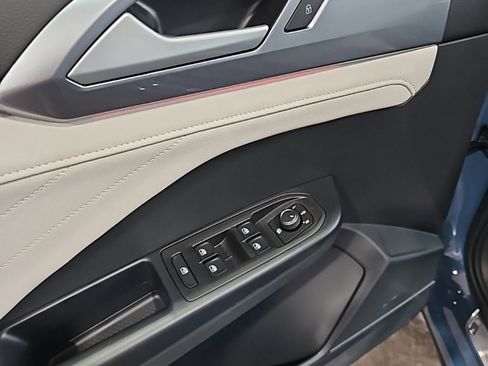 New 2026 Volkswagen Taos SEL image 26