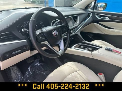 Used 2023 Buick Enclave Avenir AWD/4WD image 23