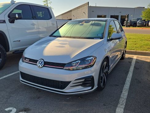 Used 2020 Volkswagen GTI SE FWD image 1