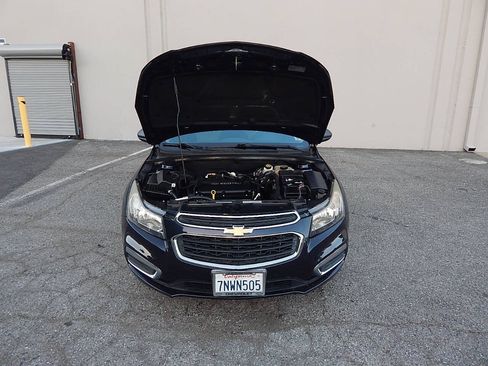 Used 2016 Chevrolet Cruze LS FWD image 20