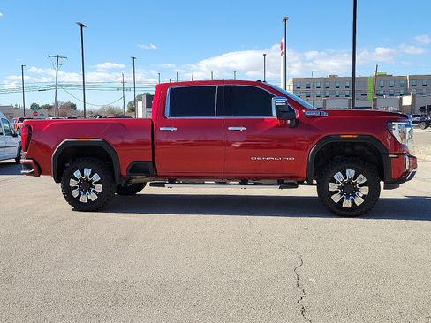 Used 2024 GMC Sierra 2500 Denali w/ Technology Package image 5
