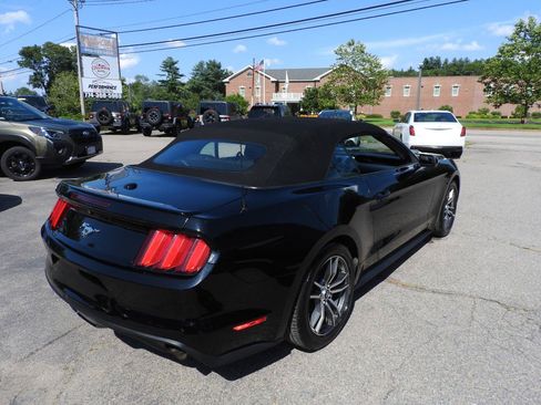 Used 2017 Ford Mustang Premium RWD image 9