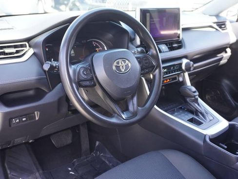 Used 2024 Toyota RAV4 LE AWD/4WD image 12