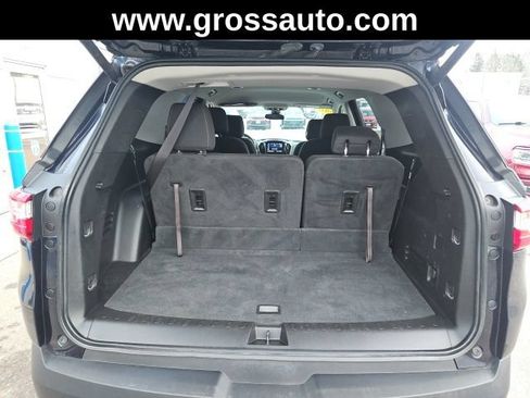 Used 2020 Chevrolet Traverse LT w/ Driver Confidence II Package AWD/4WD image 31