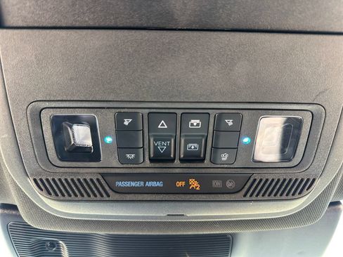 Used 2023 Ford Explorer Platinum w/ Technology Package AWD/4WD image 19