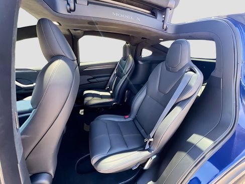 Used 2022 Tesla Model X AWD/4WD image 23