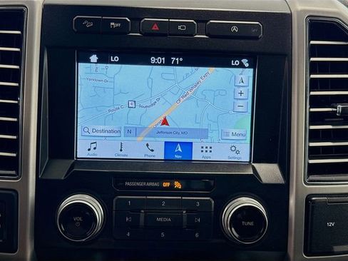 Used 2019 Ford F150 Platinum w/ Equipment Group 701A Luxury image 12