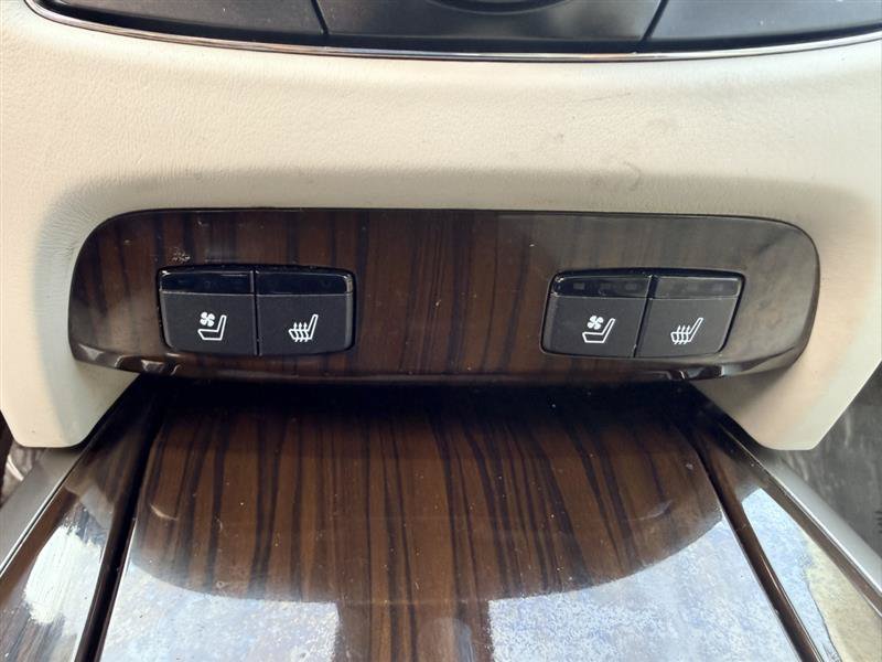 Used 2016 Acura RLX w/ Advance Package FWD image 36