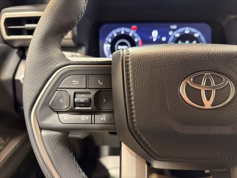 Used 2026 Toyota 4Runner 4WD image 26