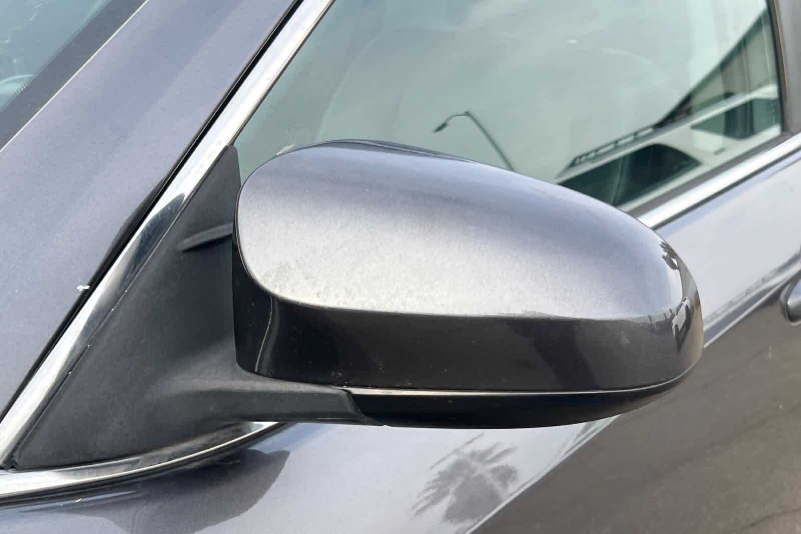 Used 2014 Toyota Camry SE FWD image 12