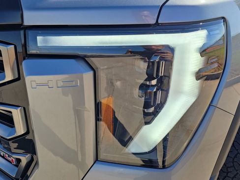 New 2026 GMC Sierra 2500 AT4 w/ AT4 Premium Plus Package image 32