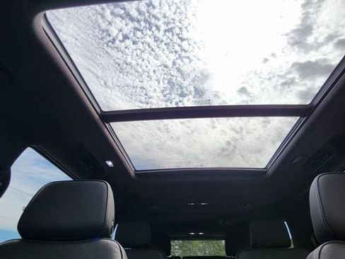 Used 2022 GMC Yukon XL Denali image 20